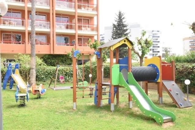 Appart Standing 2 Chambres 2Sdb Clim Piscine Parking Wifi Terrasse 21M2 Local Velo Port-Aventura, Plage, Centre Salou Dış mekan fotoğraf