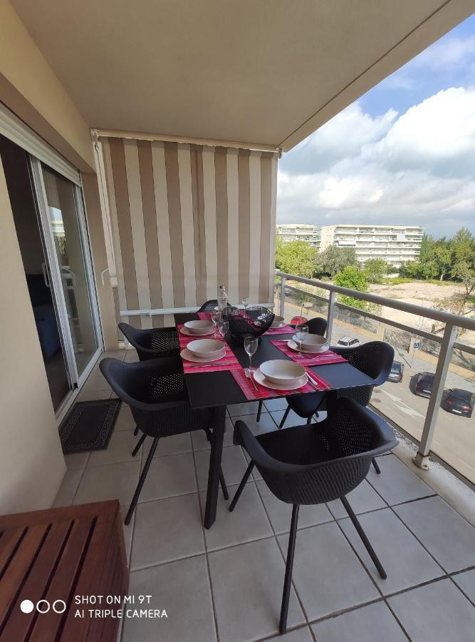 Appart Standing 2 Chambres 2Sdb Clim Piscine Parking Wifi Terrasse 21M2 Local Velo Port-Aventura, Plage, Centre Salou Dış mekan fotoğraf